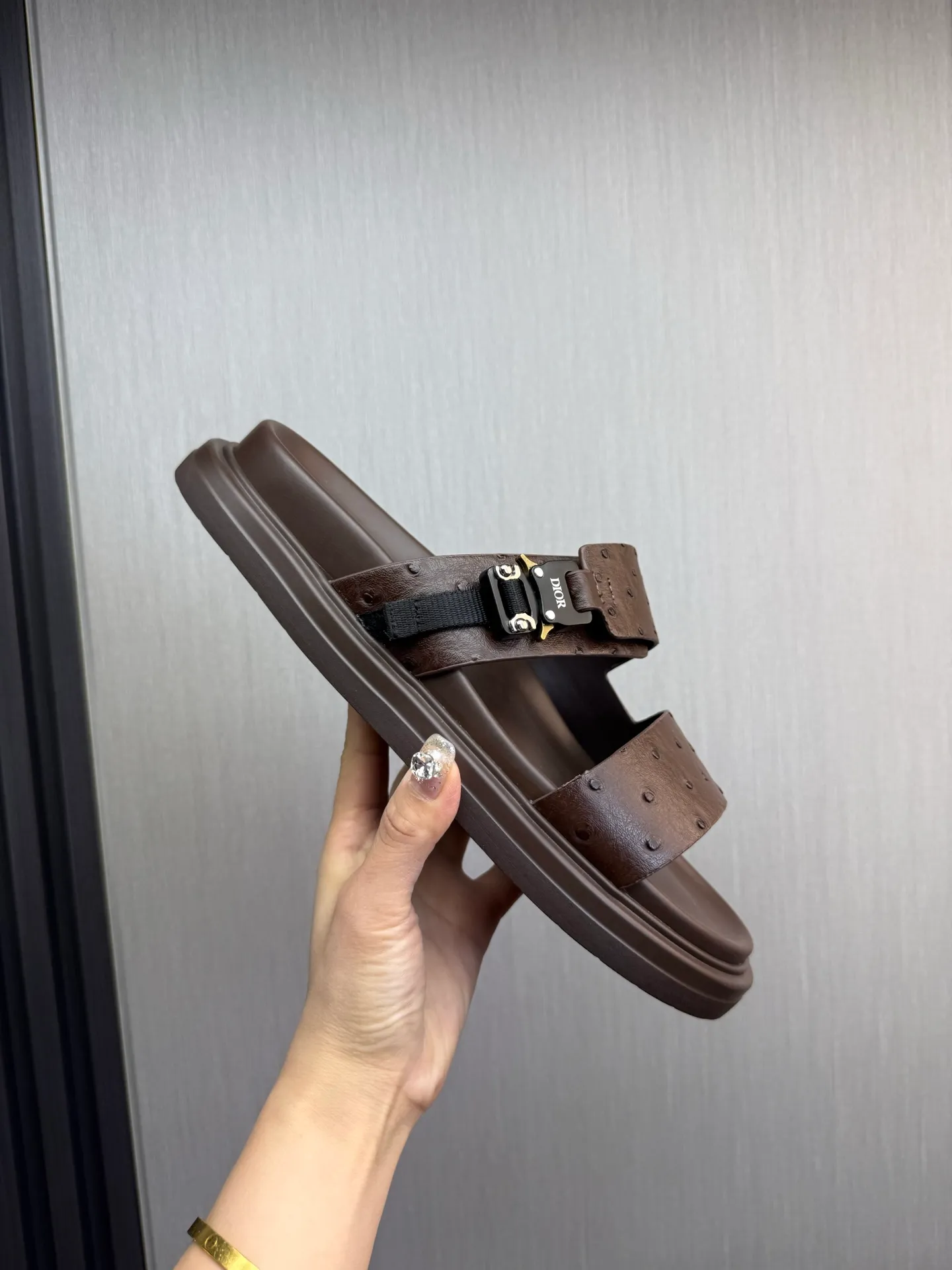 Men's shoes 300💰 Dior. Men's slippers🩴 Official website 1:1 production 38-45 size 45 46 🉑️Customized original material shipped✅